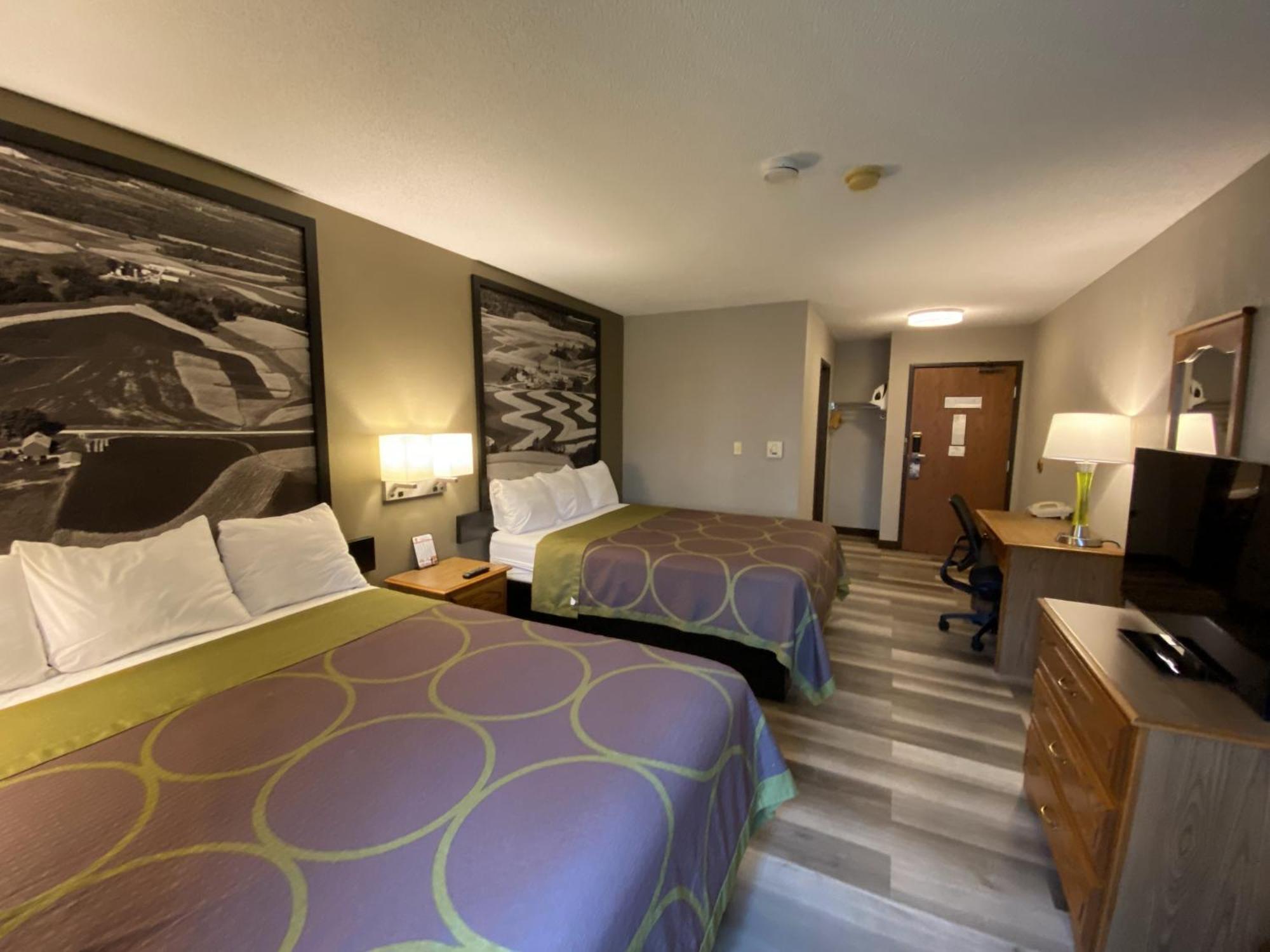 Super 8 By Wyndham Green Bay Near Stadium Luaran gambar