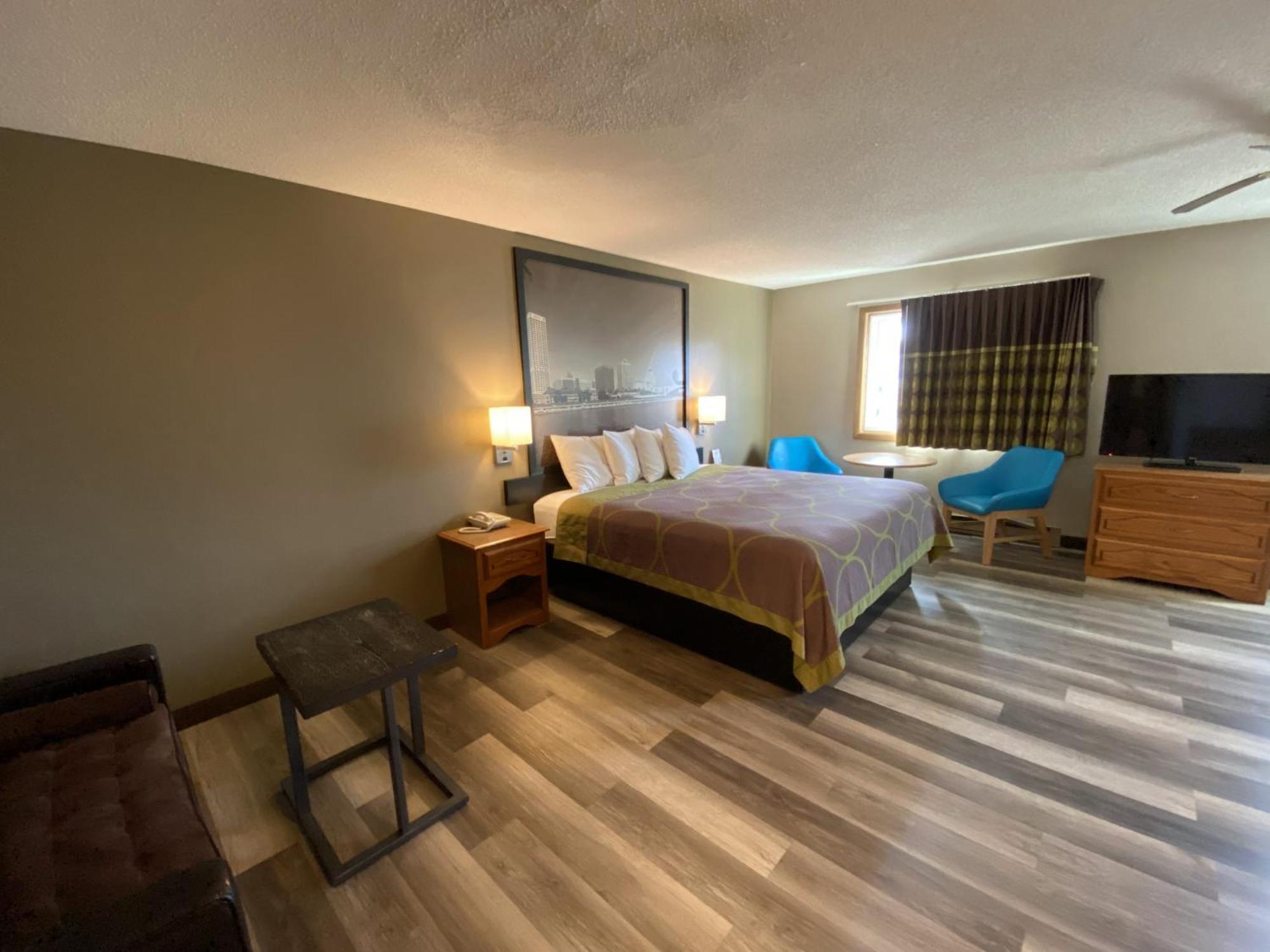 Super 8 By Wyndham Green Bay Near Stadium Luaran gambar