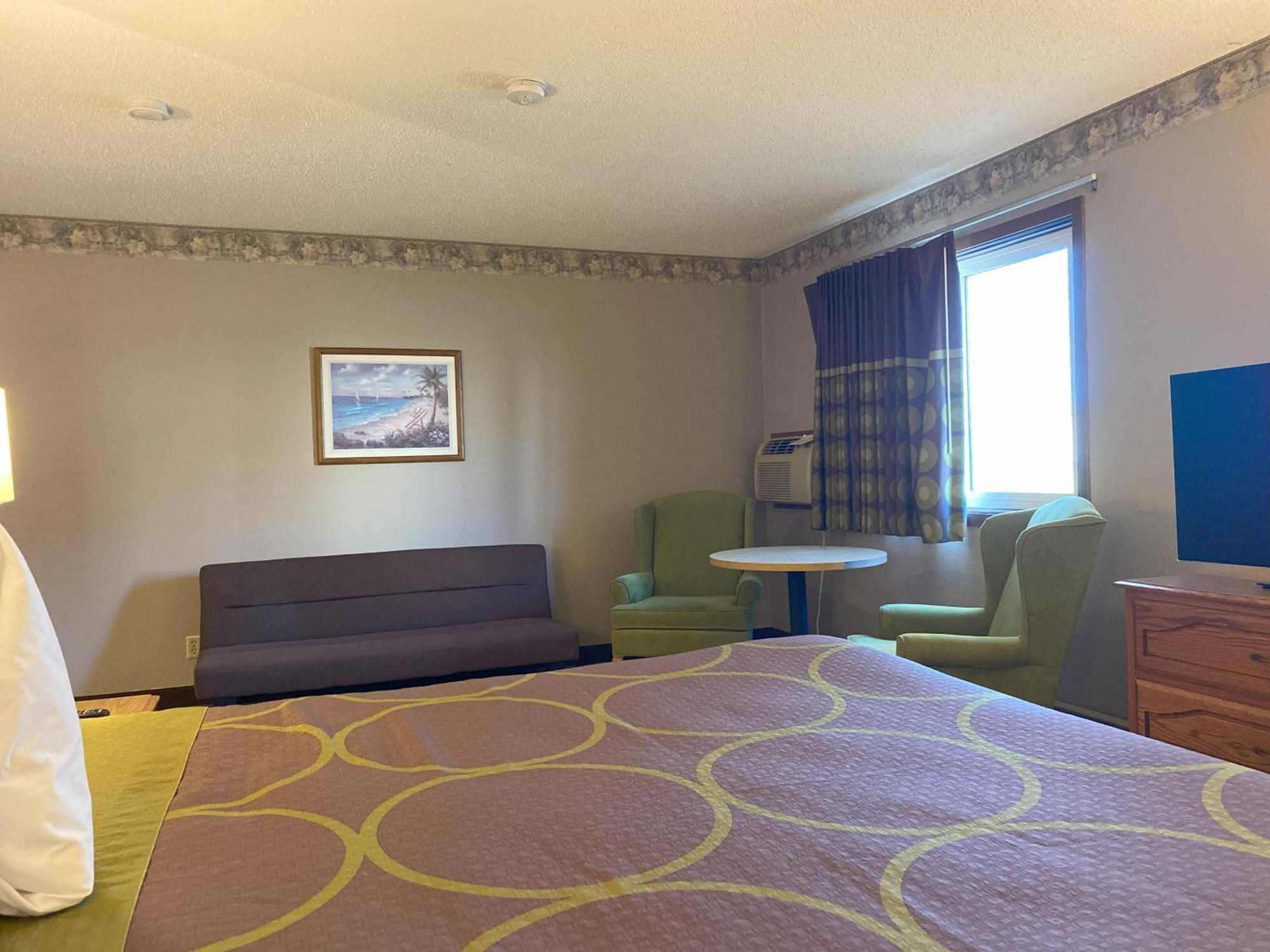 Super 8 By Wyndham Green Bay Near Stadium Luaran gambar
