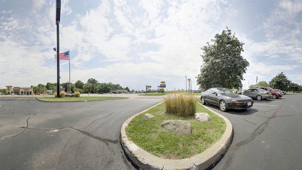Super 8 By Wyndham Green Bay Near Stadium Luaran gambar